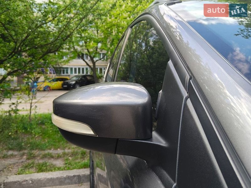 Внедорожник / Кроссовер Ford Kuga 2014 в Львове