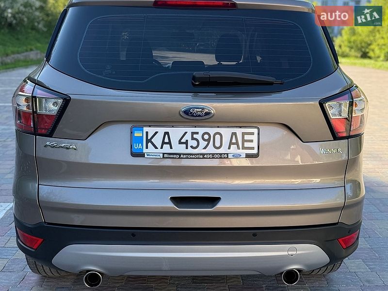 Внедорожник / Кроссовер Ford Kuga 2019 в Тернополе