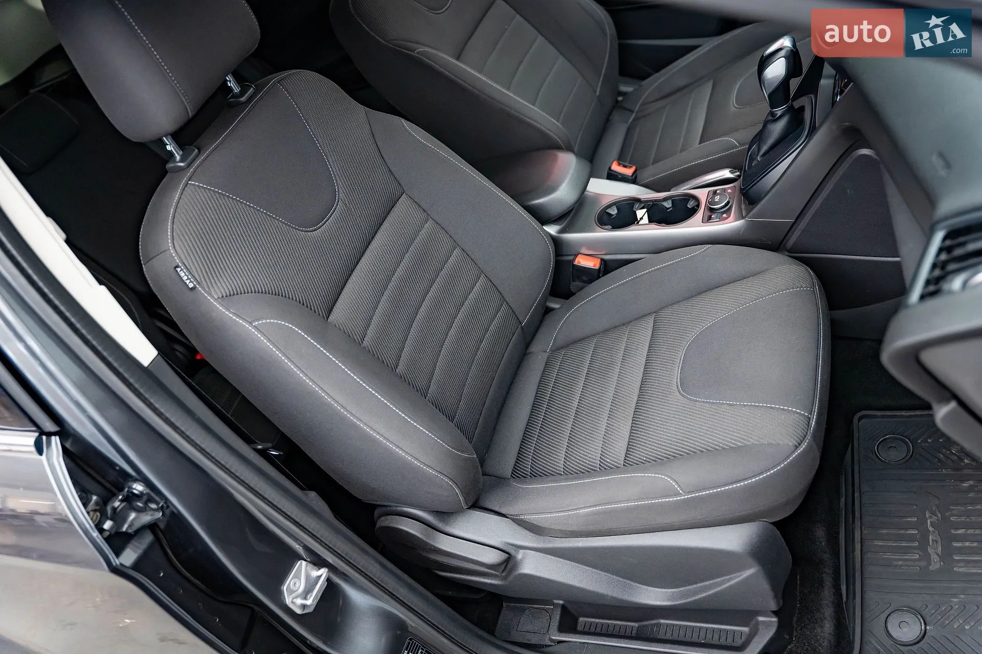 2016 Ford Kuga - мініатюра 22