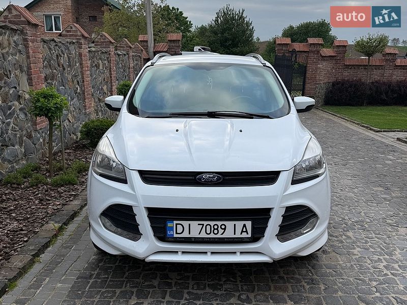 Позашляховик / Кросовер Ford Kuga 2015 в Львові