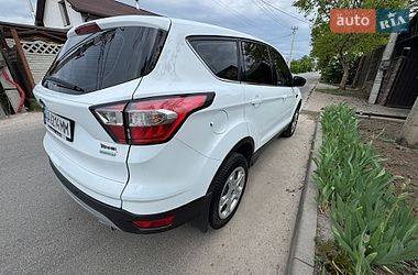 Внедорожник / Кроссовер Ford Kuga 2017 в Киеве
