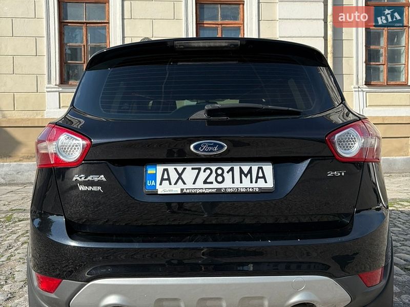 Внедорожник / Кроссовер Ford Kuga 2010 в Каменец-Подольском