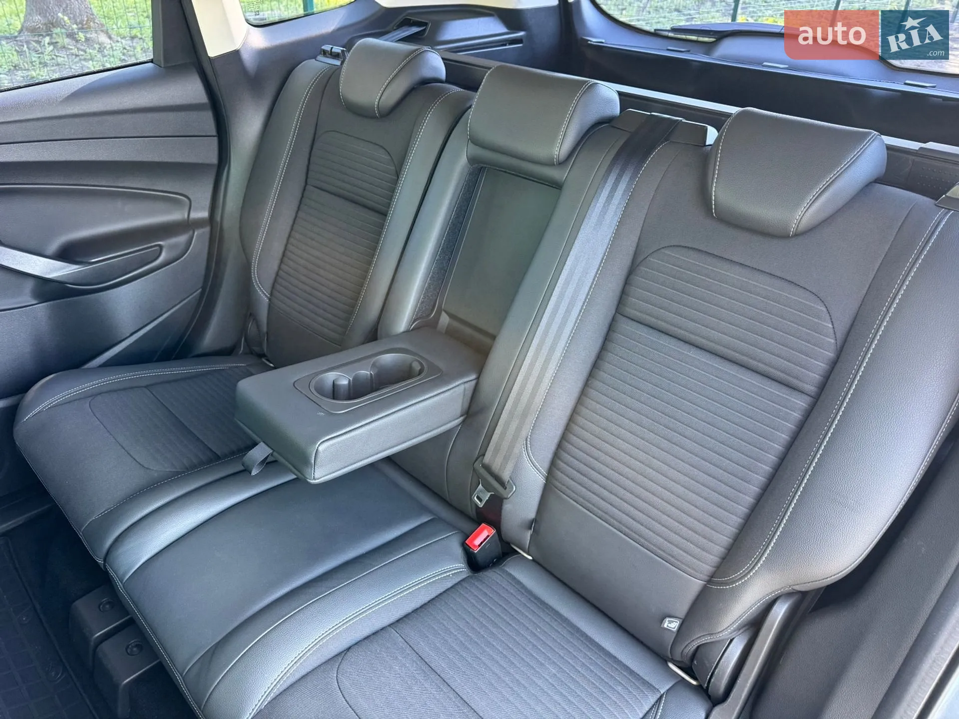 2019 Ford Kuga - мініатюра 28
