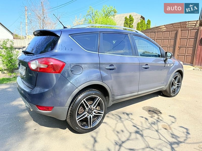 Позашляховик / Кросовер Ford Kuga 2011 в Харкові