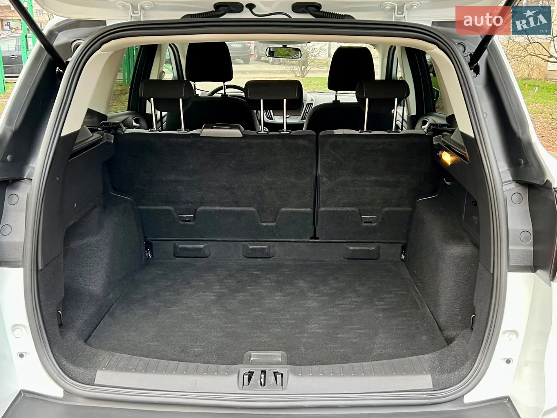 2016 Ford Kuga - мініатюра 16