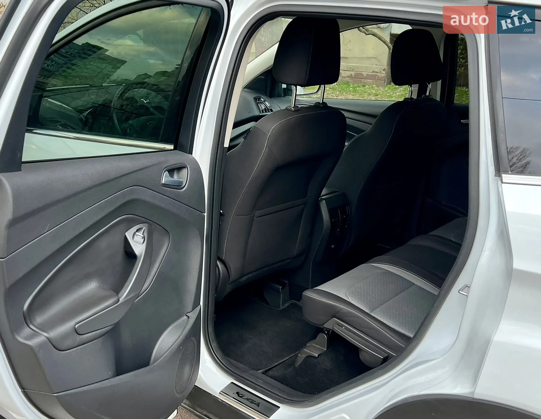 2016 Ford Kuga - мініатюра 20