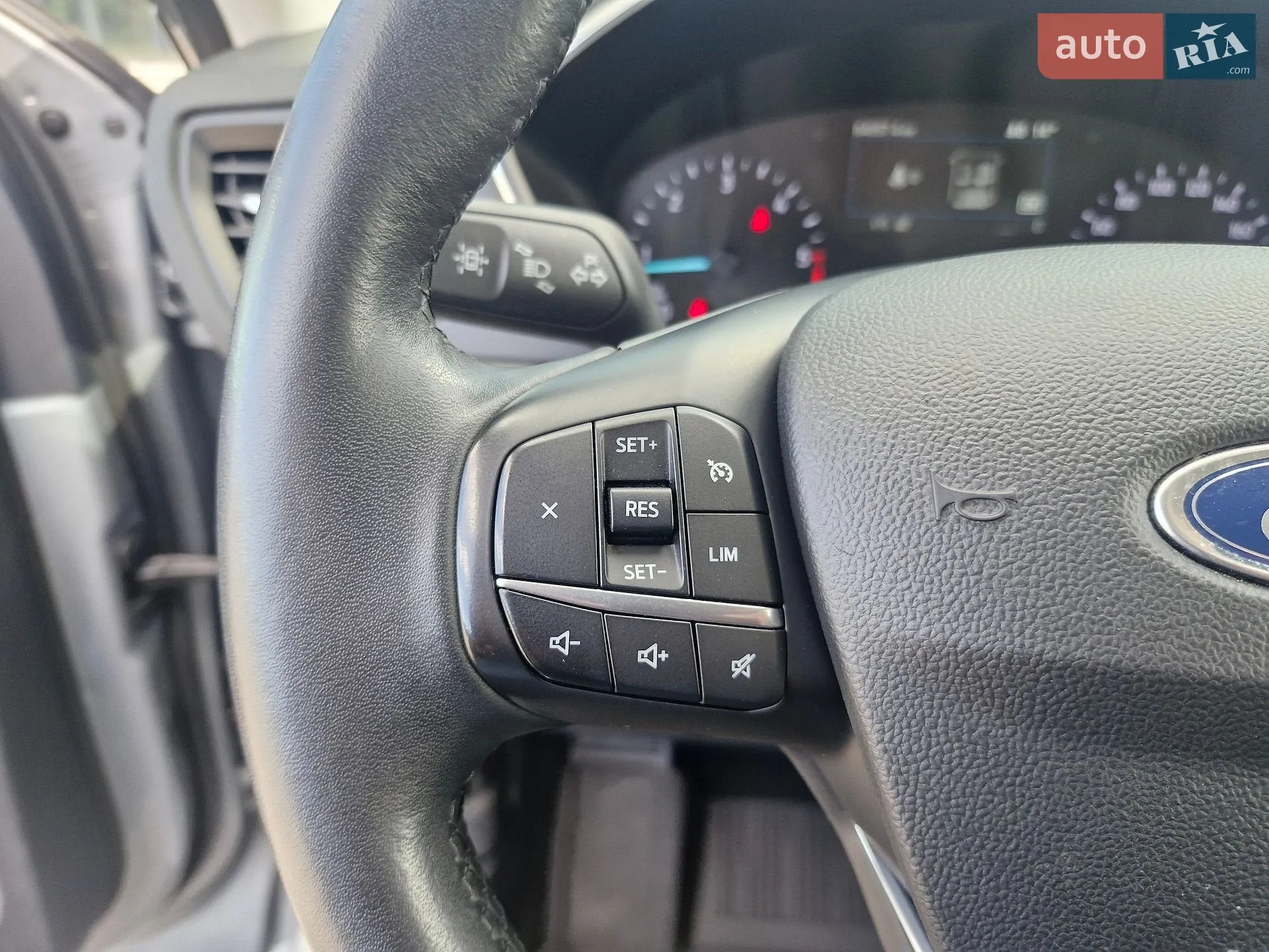2020 Ford Kuga - мініатюра 22