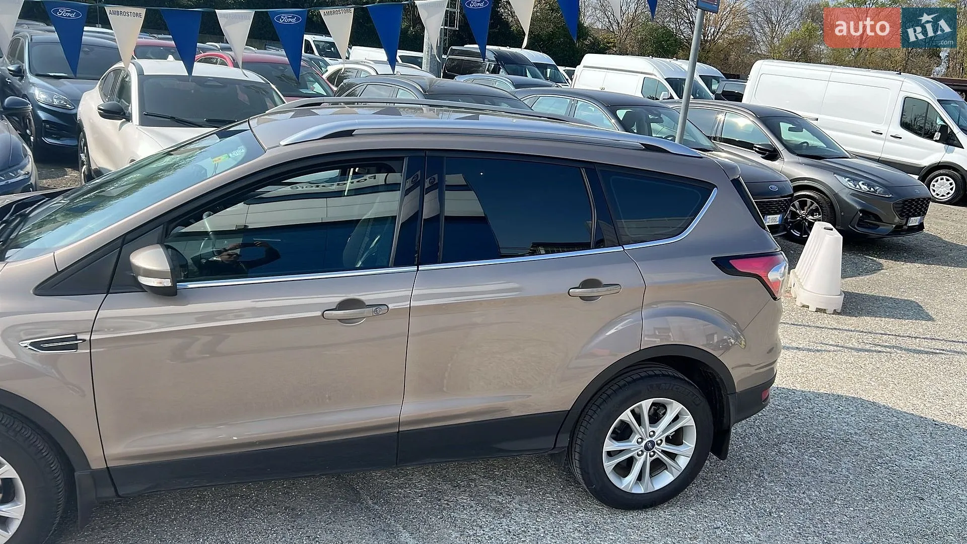 2019 Ford Kuga - мініатюра 2