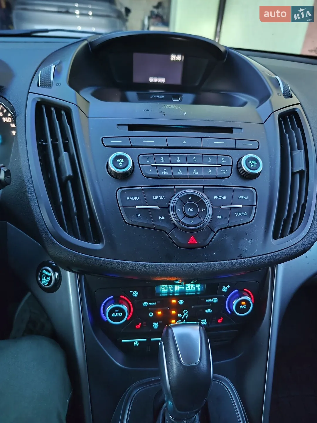 2017 Ford Kuga - мініатюра 19