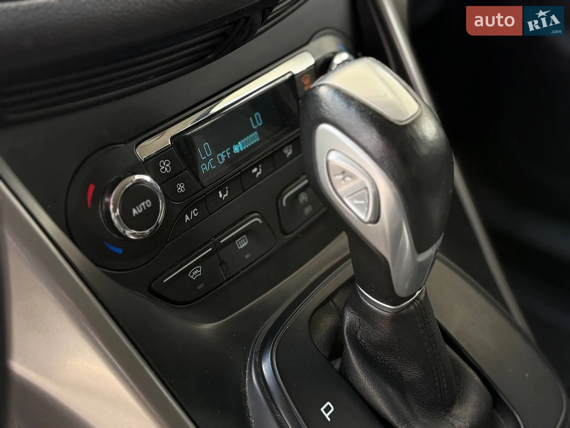 2015 Ford Kuga - мініатюра 14