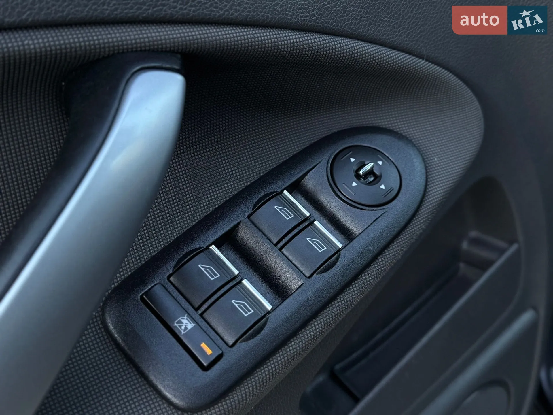 2012 Ford Kuga - мініатюра 31