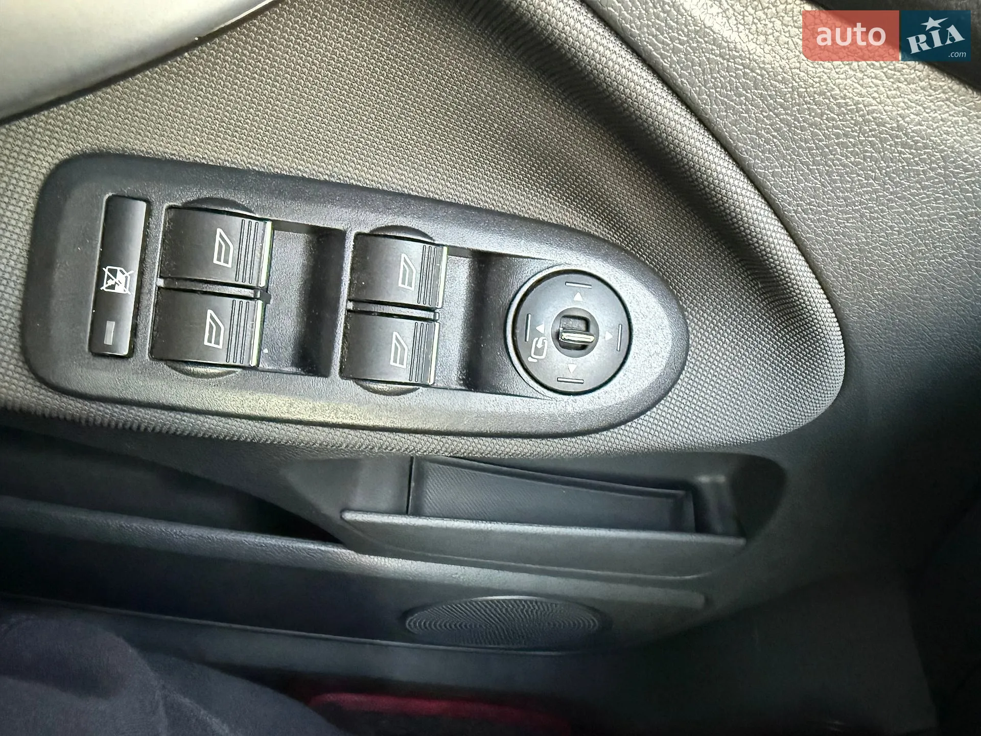 2012 Ford Kuga - мініатюра 12