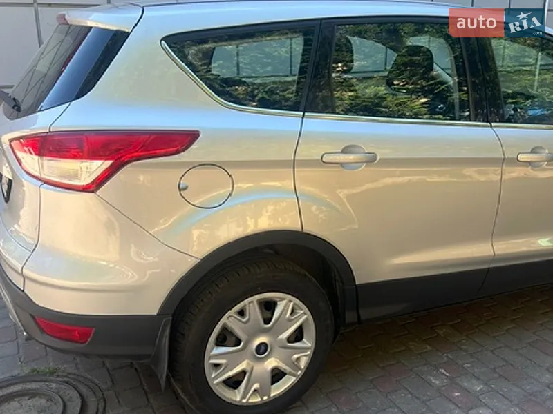 Ford Kuga 2016 VIN WF0AXXWPMAGE21156 фото оголошення 2 з 48