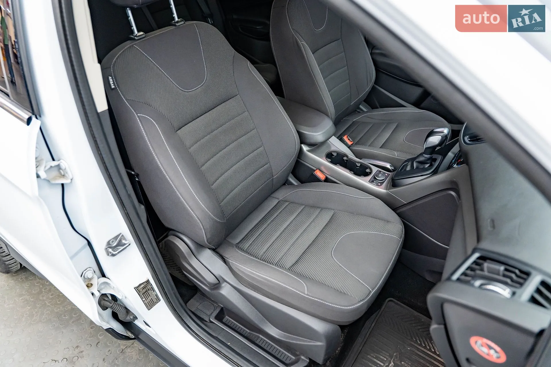 2013 Ford Kuga - мініатюра 21