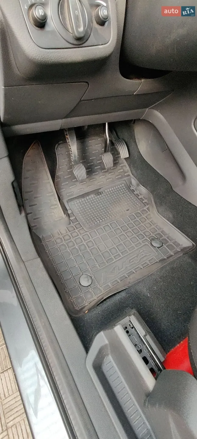 2019 Ford Kuga - мініатюра 28