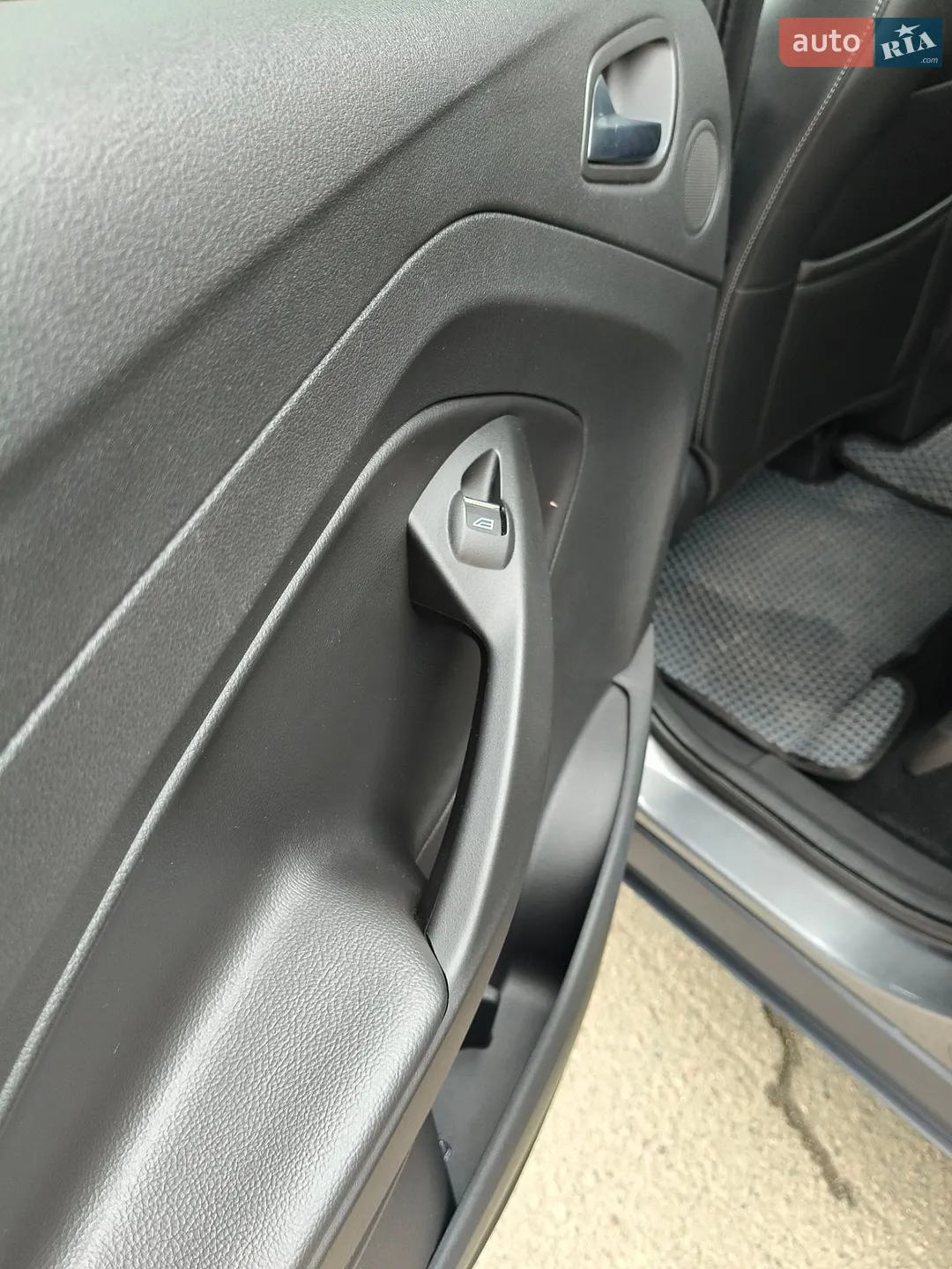 2014 Ford Kuga - мініатюра 22