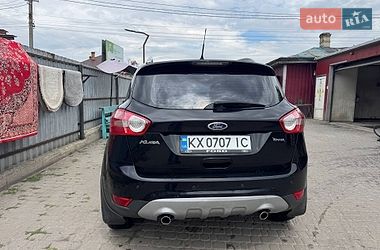 Внедорожник / Кроссовер Ford Kuga 2012 в Винниках