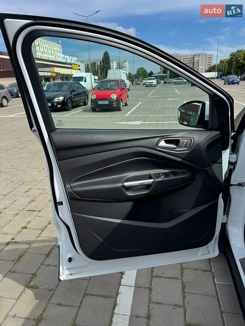 2019 Ford Kuga - мініатюра 24