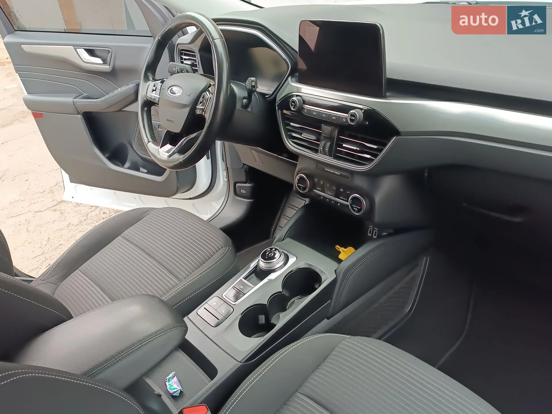 2021 Ford Kuga - мініатюра 34