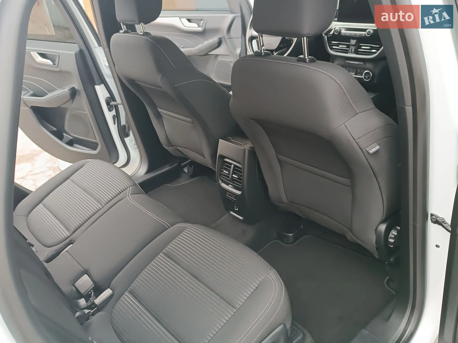 2021 Ford Kuga - мініатюра 39