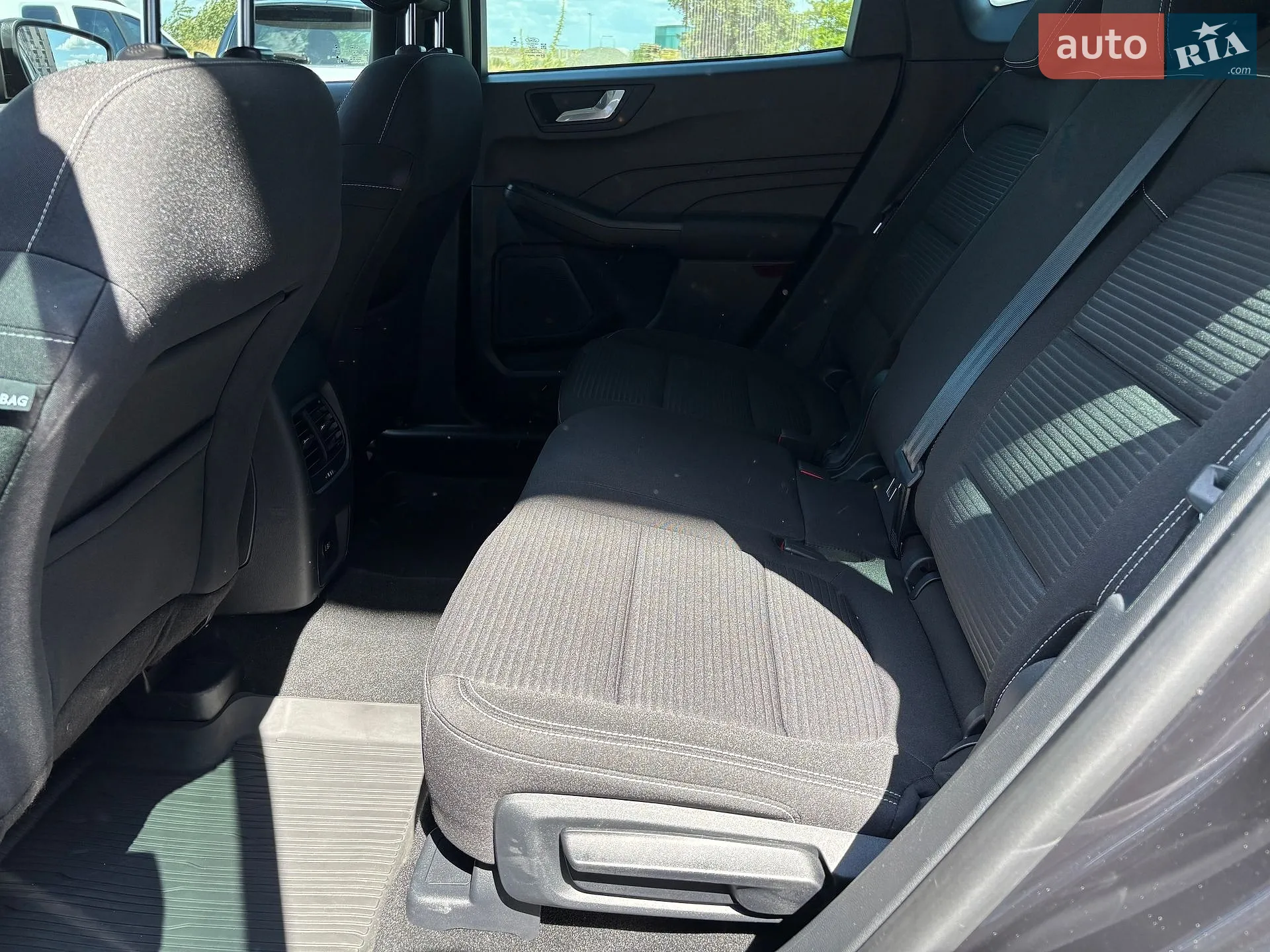 2022 Ford Kuga - мініатюра 44