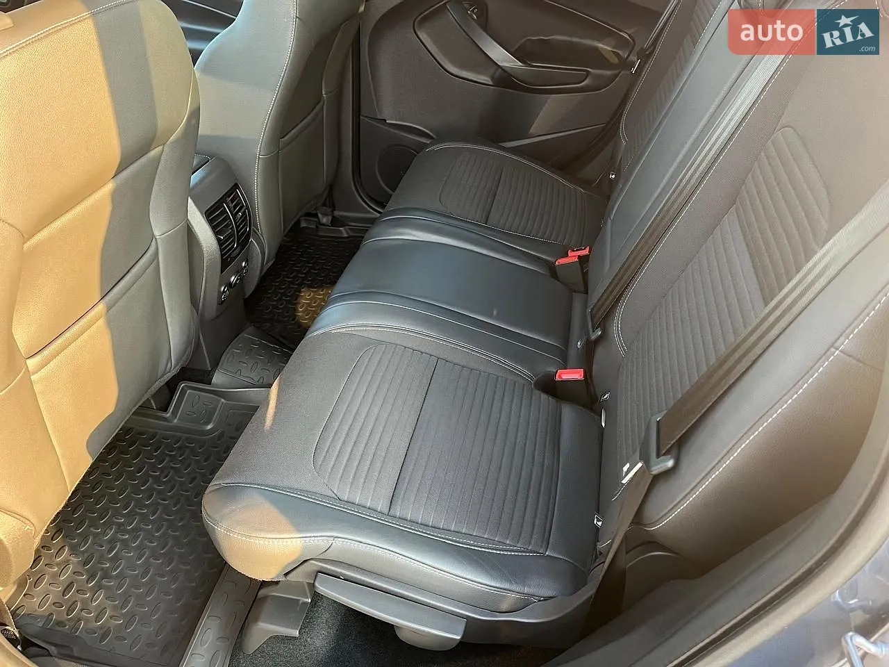 2019 Ford Kuga - мініатюра 5