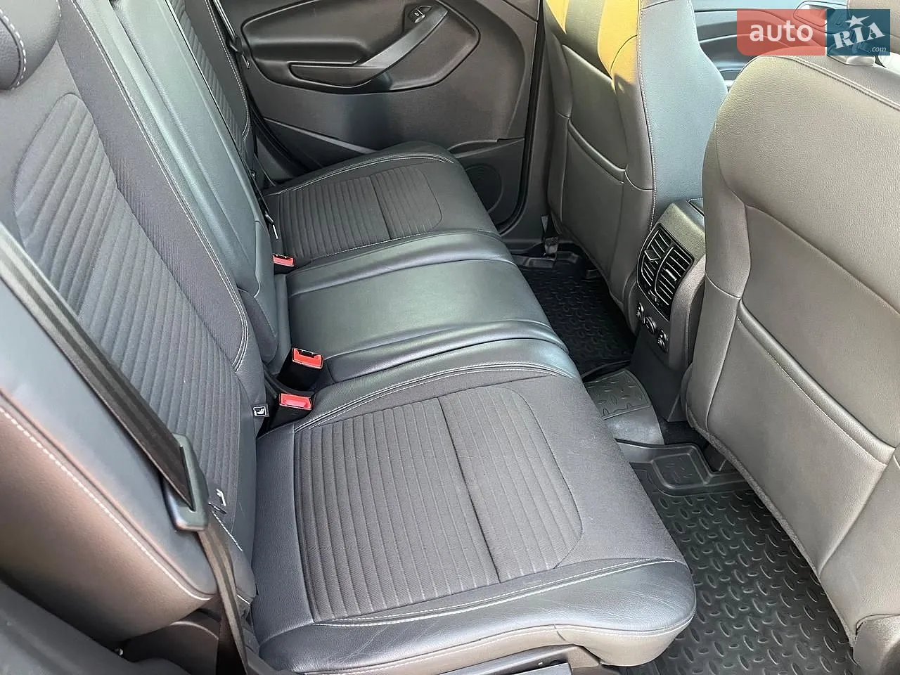 2019 Ford Kuga - мініатюра 6