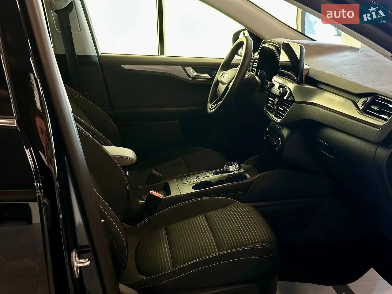 2020 Ford Kuga - мініатюра 18