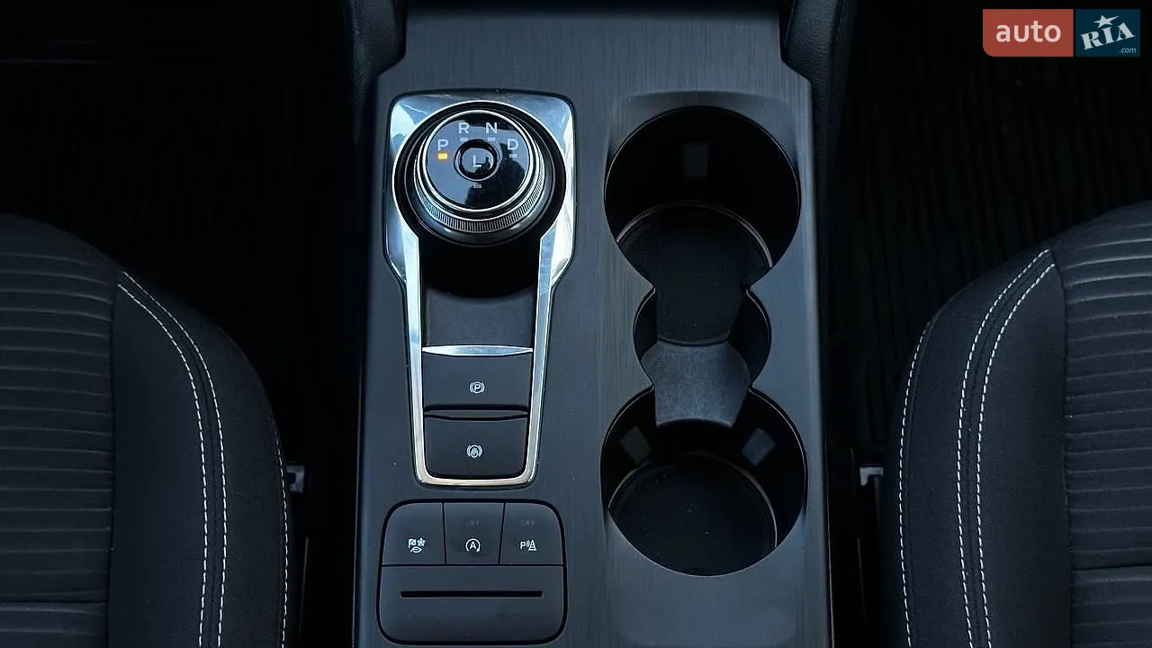 2021 Ford Kuga - мініатюра 18