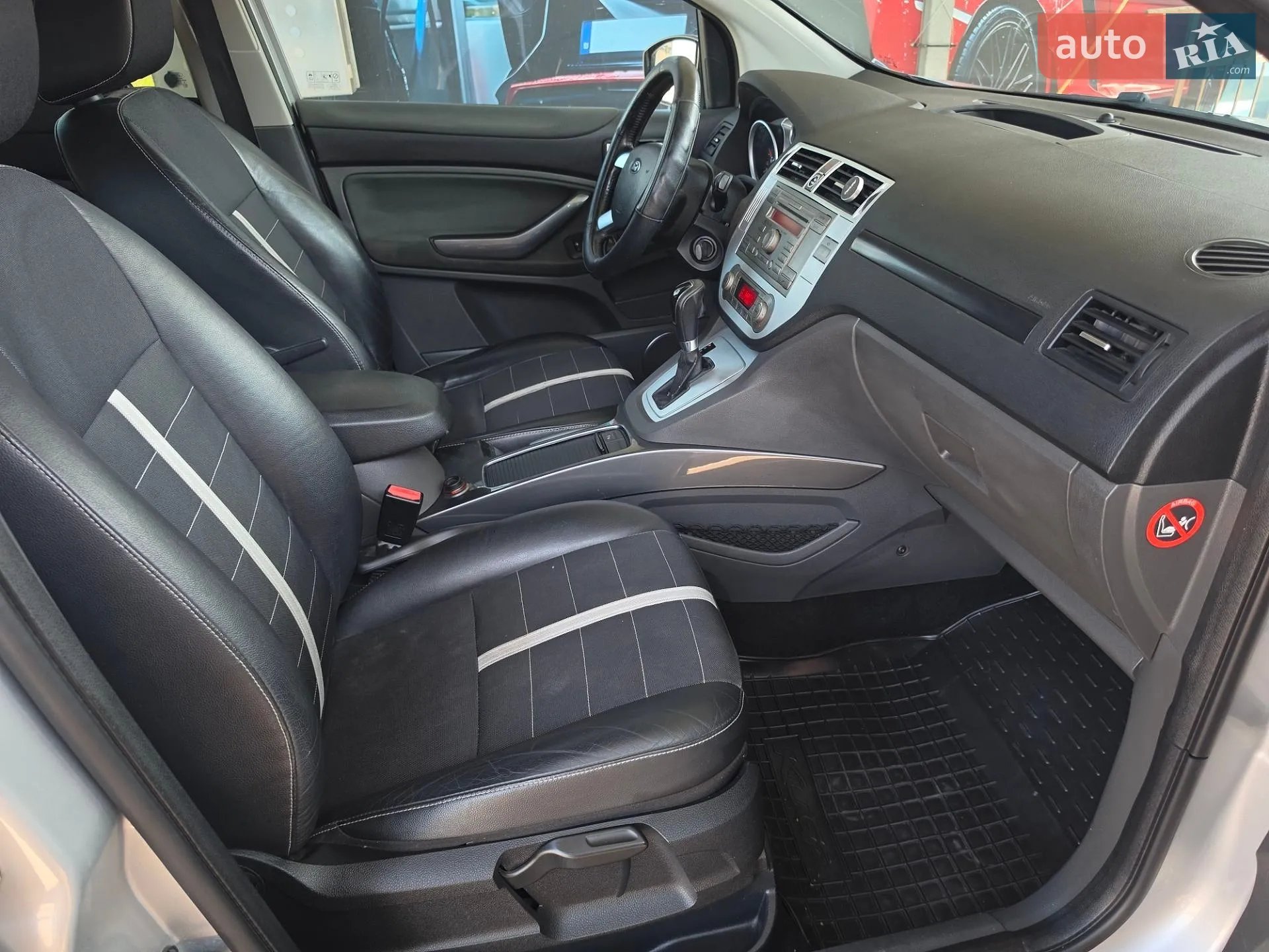 2010 Ford Kuga - мініатюра 33