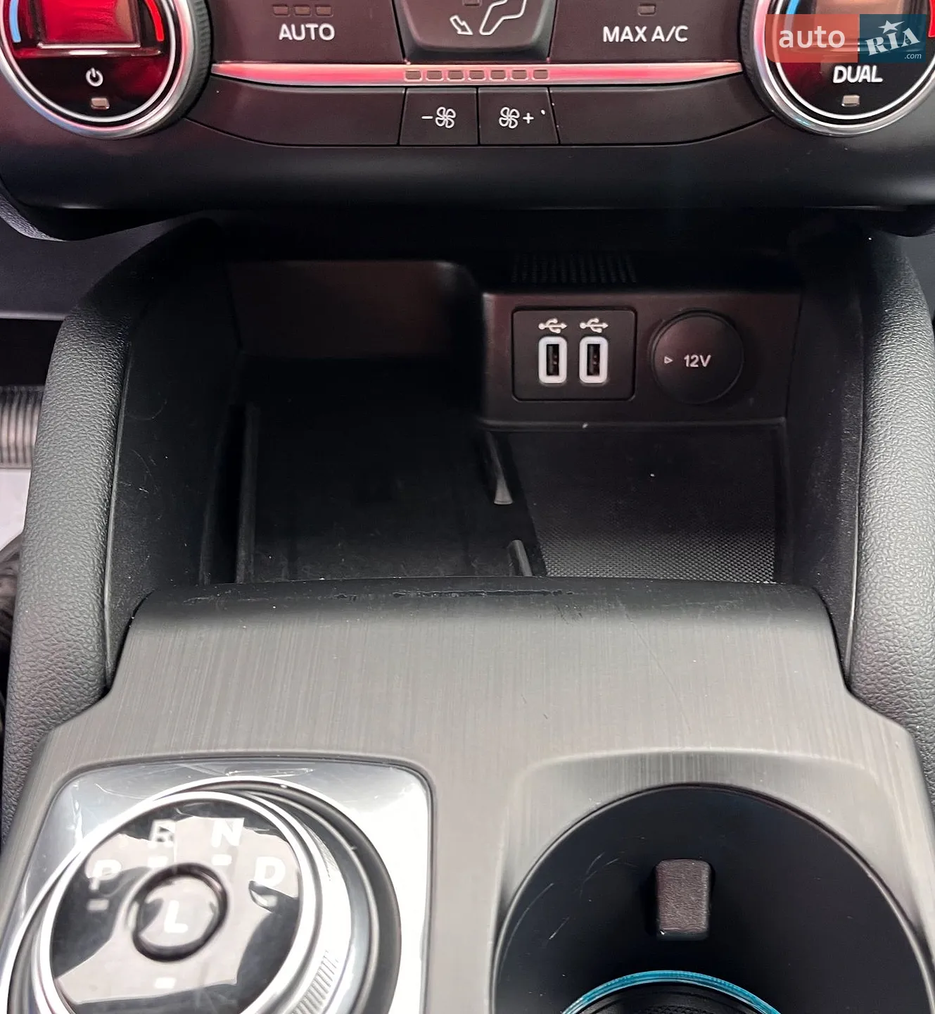 2021 Ford Kuga - мініатюра 28