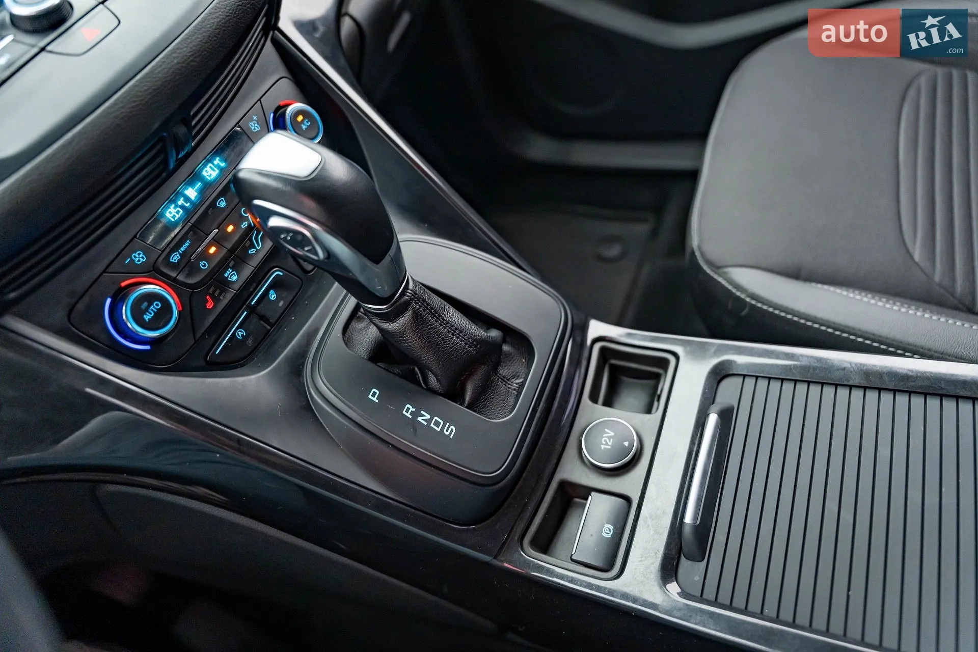 2019 Ford Kuga - мініатюра 18