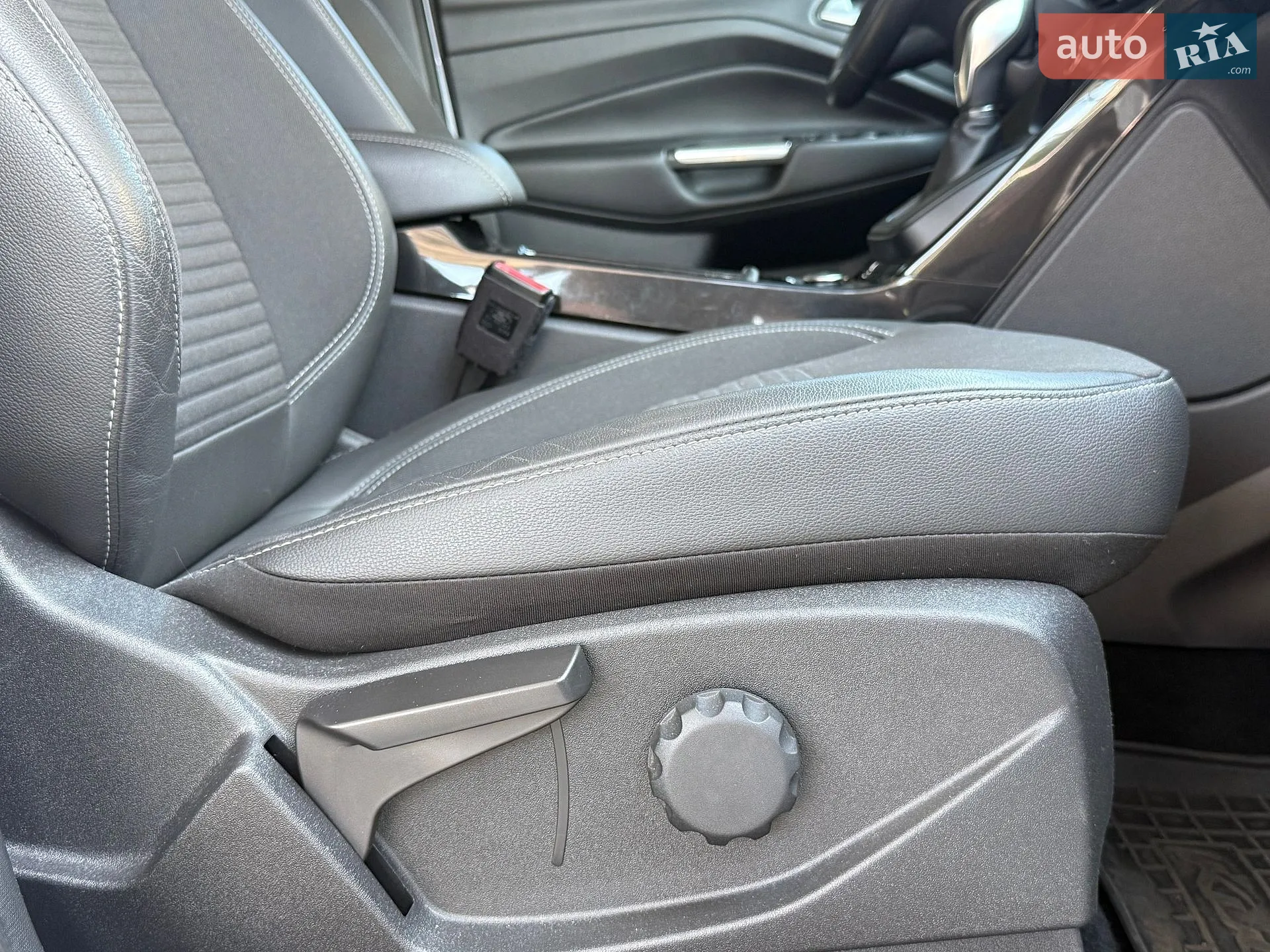 2019 Ford Kuga - мініатюра 35