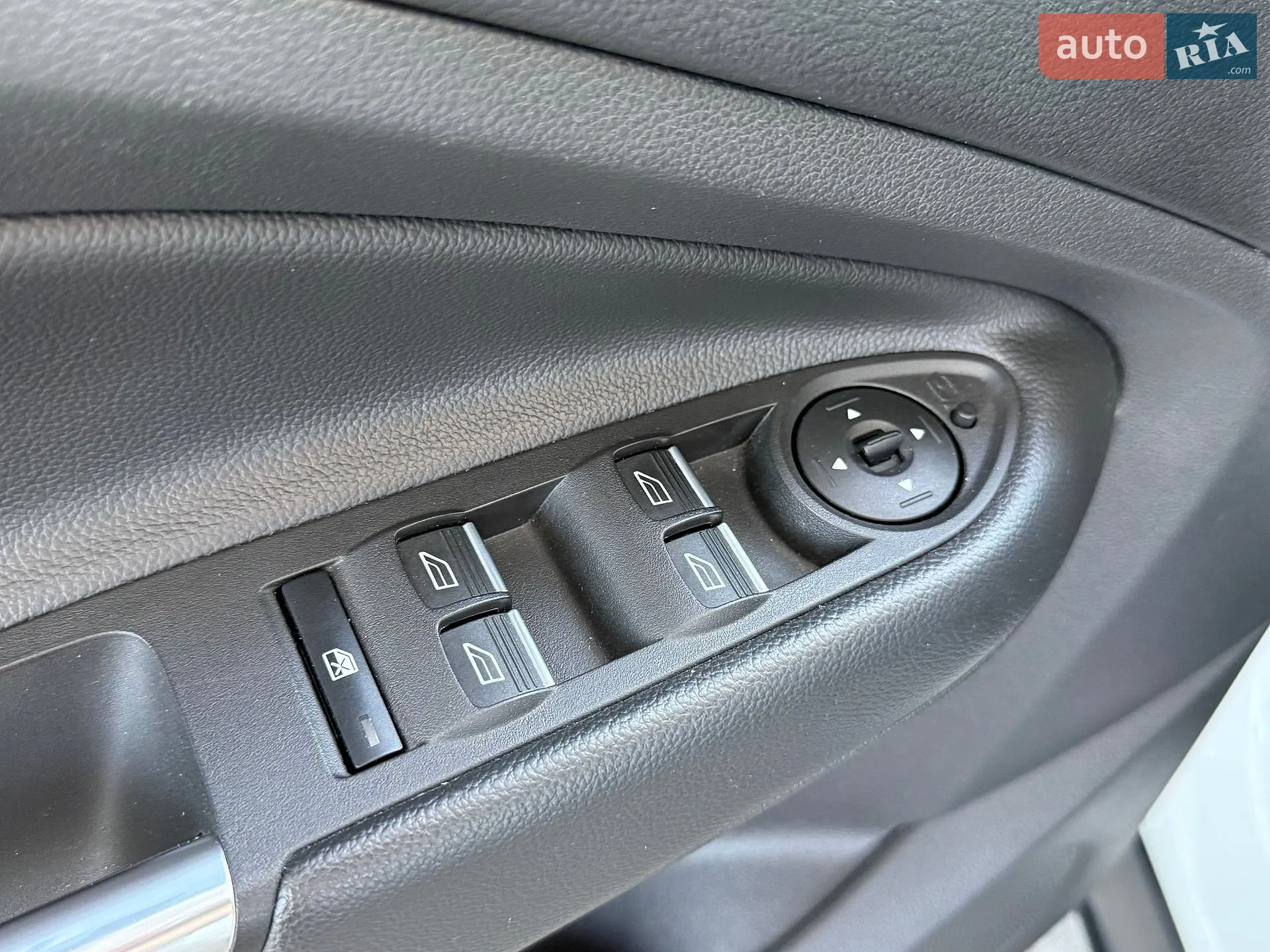 2019 Ford Kuga - мініатюра 38