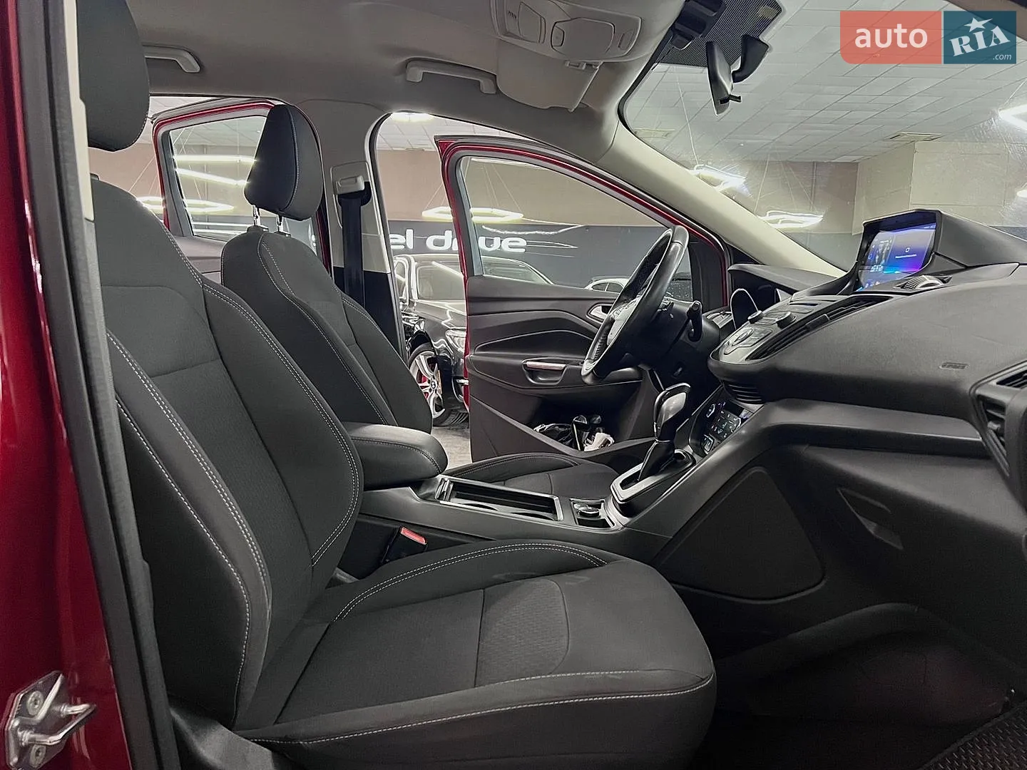 2018 Ford Kuga - мініатюра 16