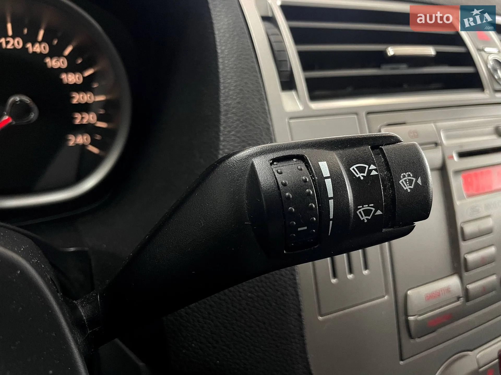 2011 Ford Kuga - мініатюра 19