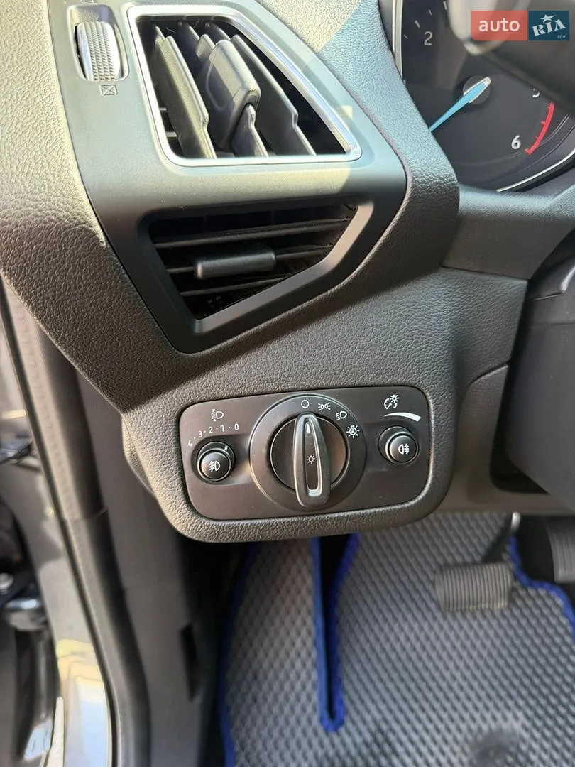 2019 Ford Kuga - мініатюра 41