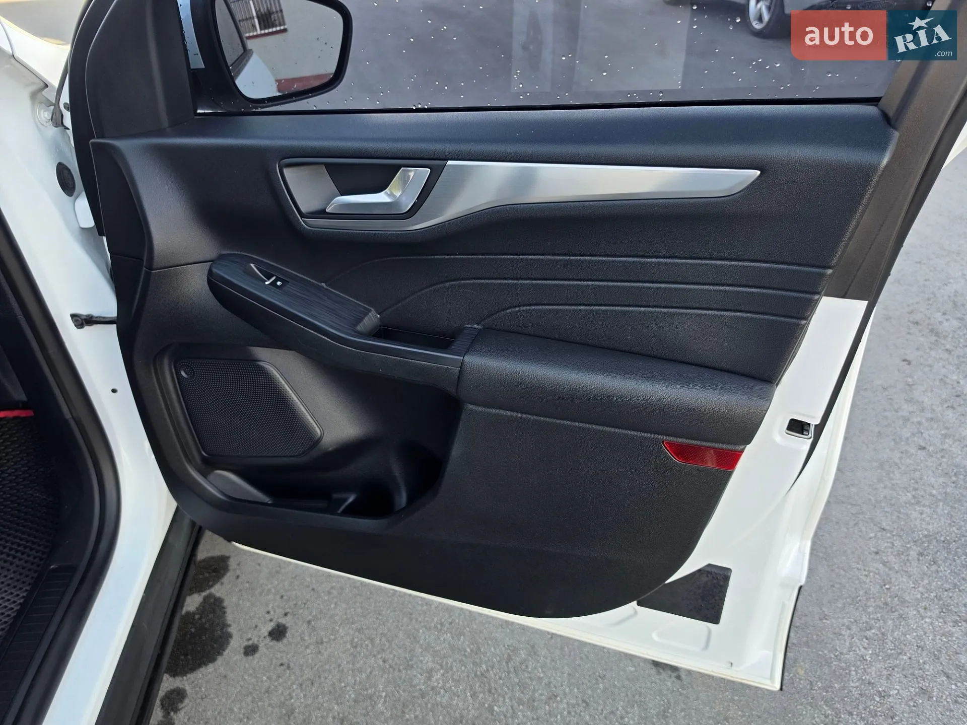 2021 Ford Kuga - мініатюра 34