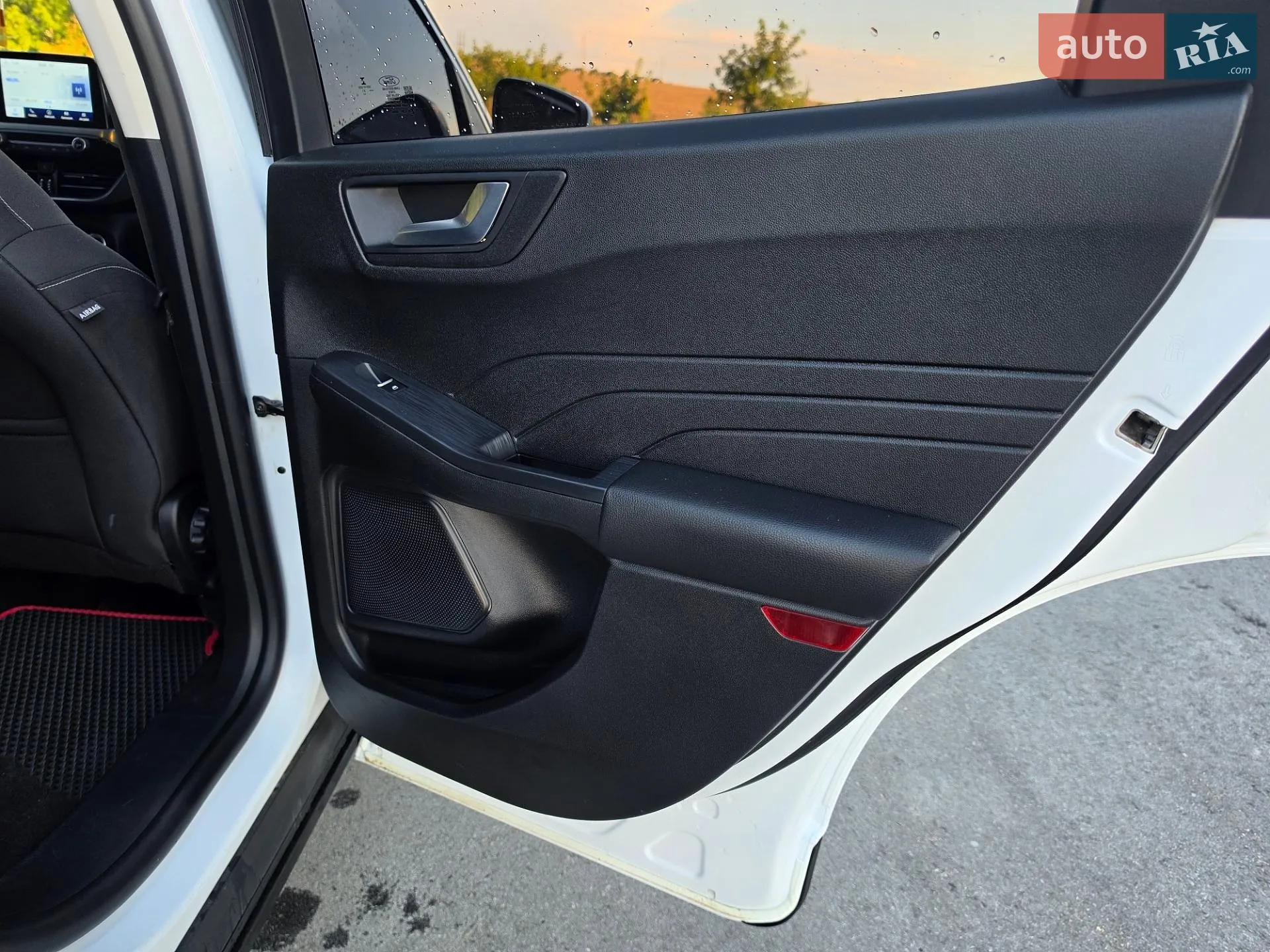 2021 Ford Kuga - мініатюра 30