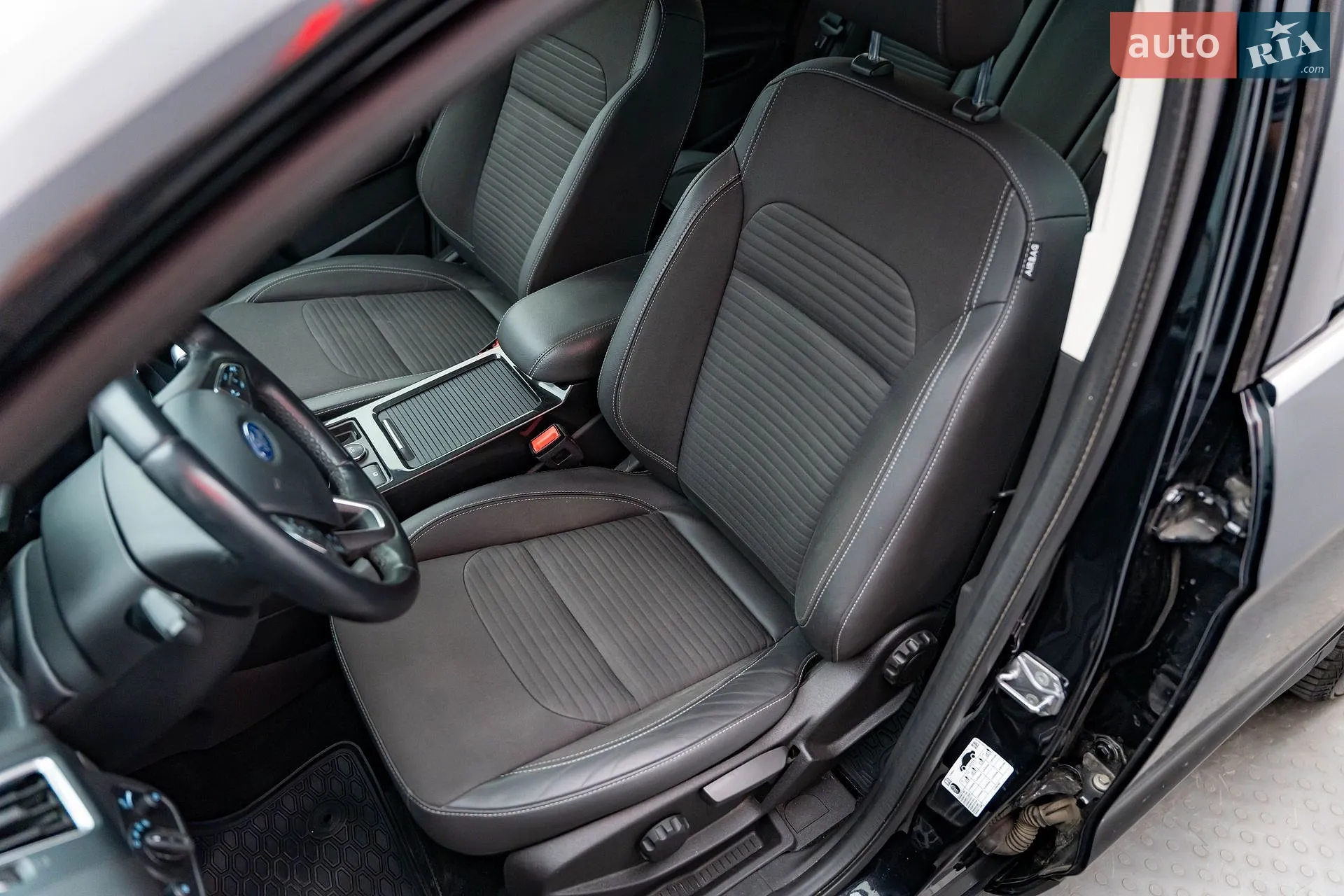 2019 Ford Kuga - мініатюра 10