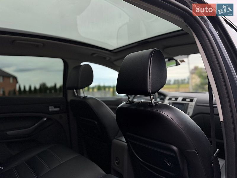 Позашляховик / Кросовер Ford Kuga 2010 в Львові