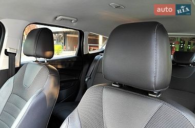 Внедорожник / Кроссовер Ford Kuga 2013 в Киеве