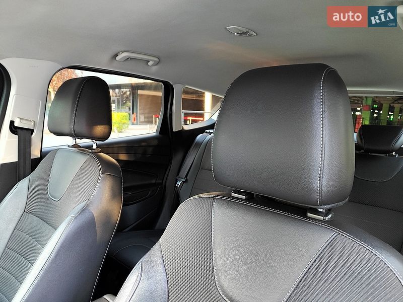 Внедорожник / Кроссовер Ford Kuga 2013 в Киеве