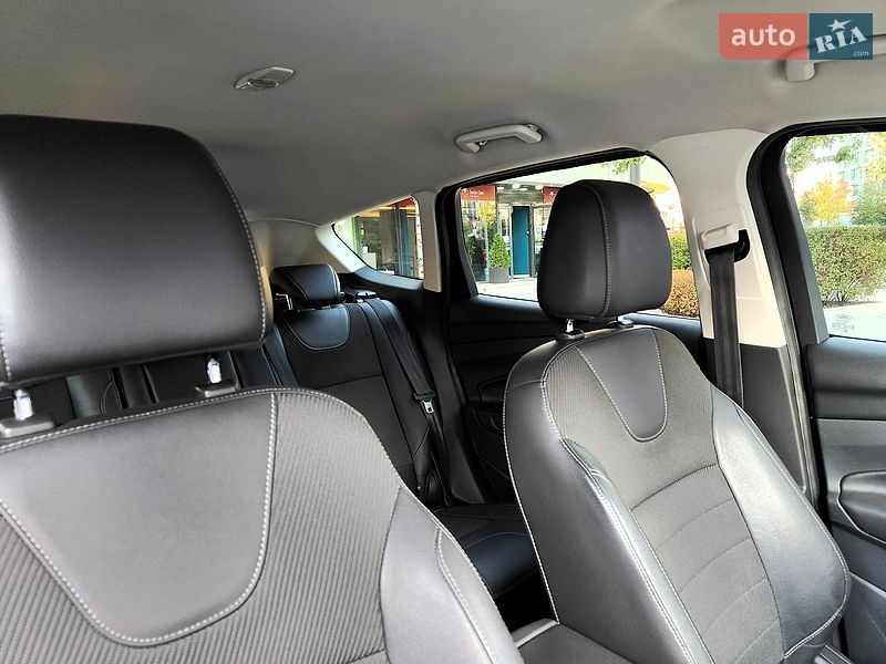 Внедорожник / Кроссовер Ford Kuga 2013 в Киеве