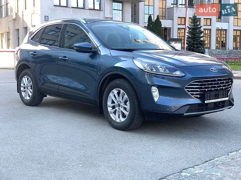 Ford Kuga 2023