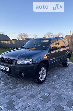 Внедорожник / Кроссовер Ford Maverick 2004 в 