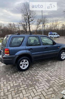 Внедорожник / Кроссовер Ford Maverick 2004 в 