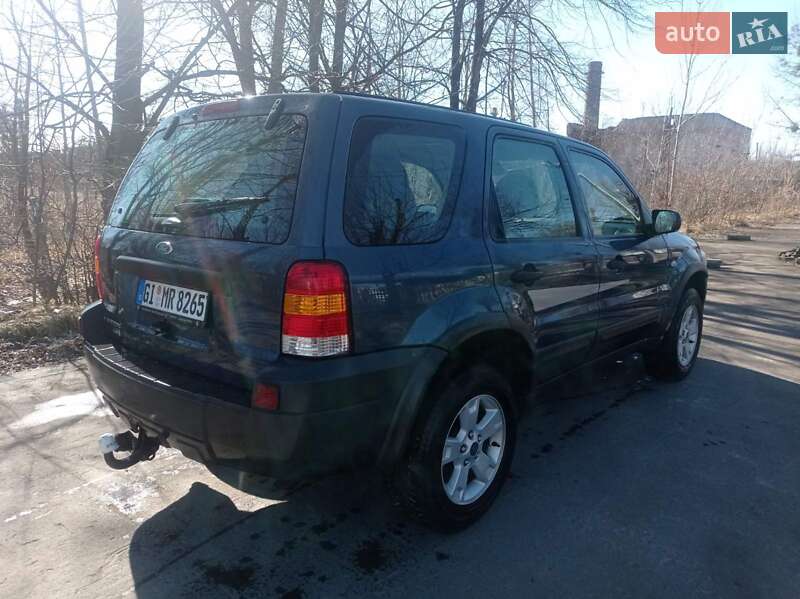 Внедорожник / Кроссовер Ford Maverick 2005 в Костополе