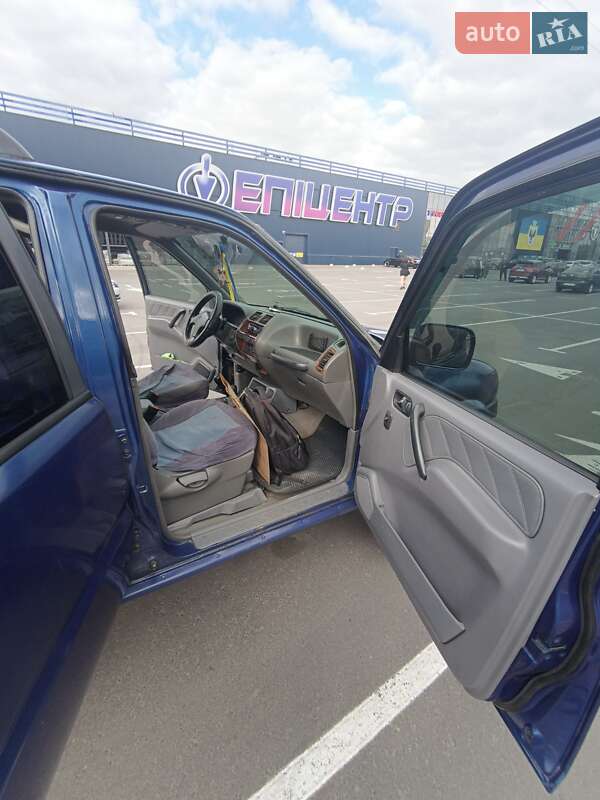 Внедорожник / Кроссовер Ford Maverick 1996 в Чернигове