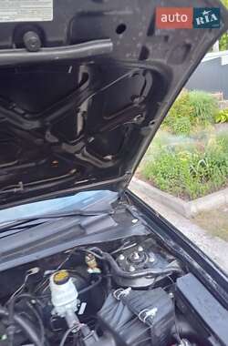 Внедорожник / Кроссовер Ford Maverick 2006 в 